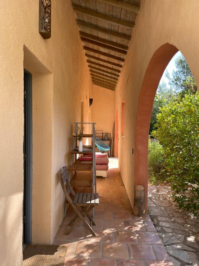 Oustal Du Pic Saint Loup Hotel Exterior foto