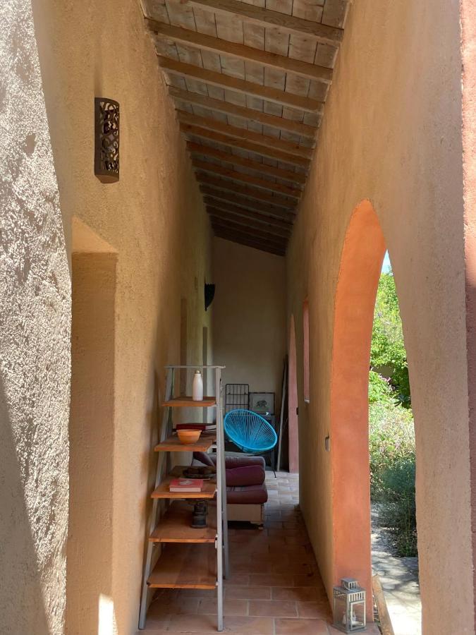 Oustal Du Pic Saint Loup Hotel Exterior foto