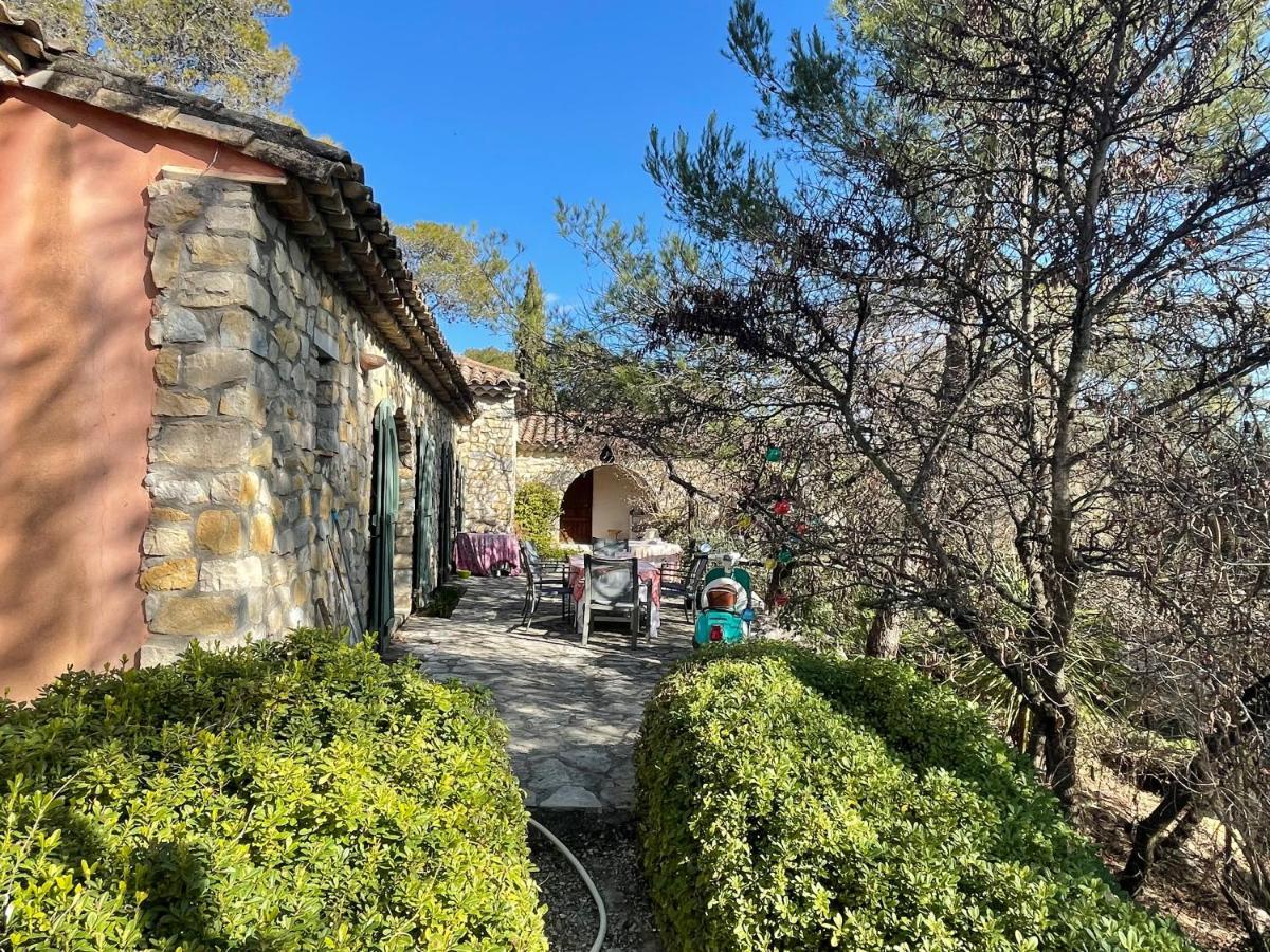 Oustal Du Pic Saint Loup Hotel Exterior foto